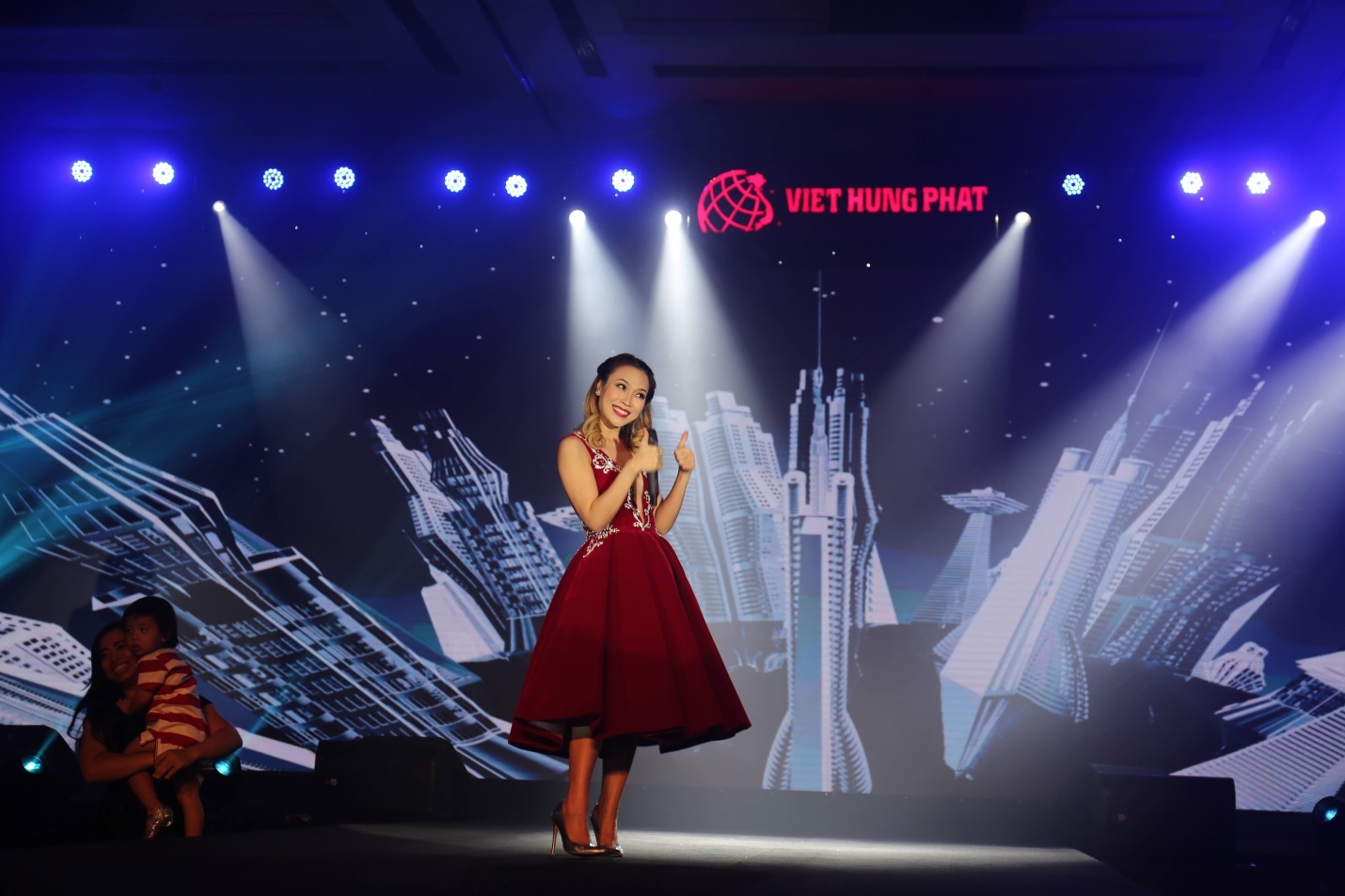 Viet Hung Phat anh 2