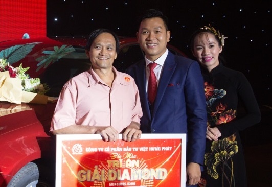 Viet Hung Phat chi hon 10 ty dong cho chuong trinh ‘Sac mau tri an’ hinh anh