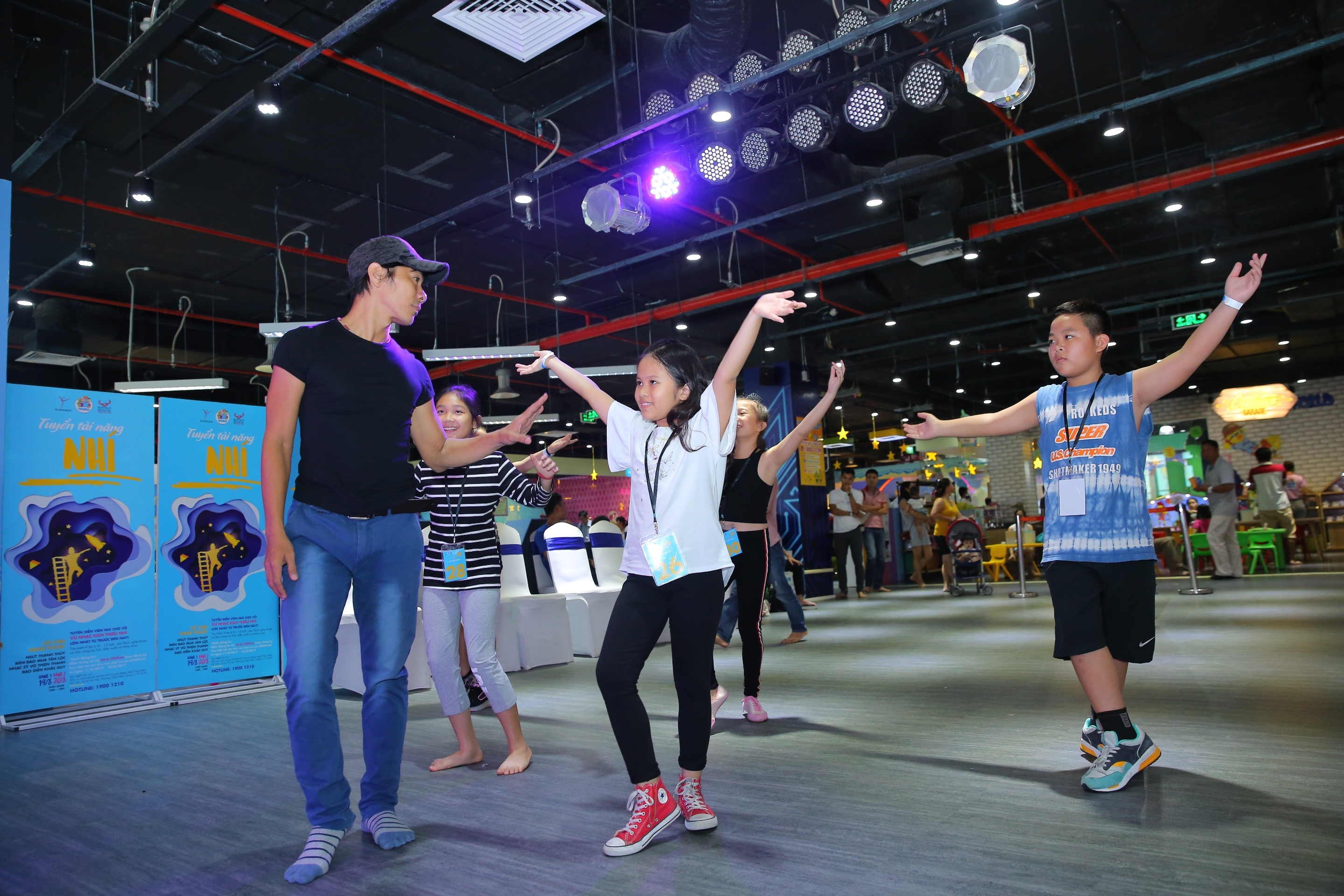 Thanh Thuy tro lai lam nhac kich cho thieu nhi anh 1