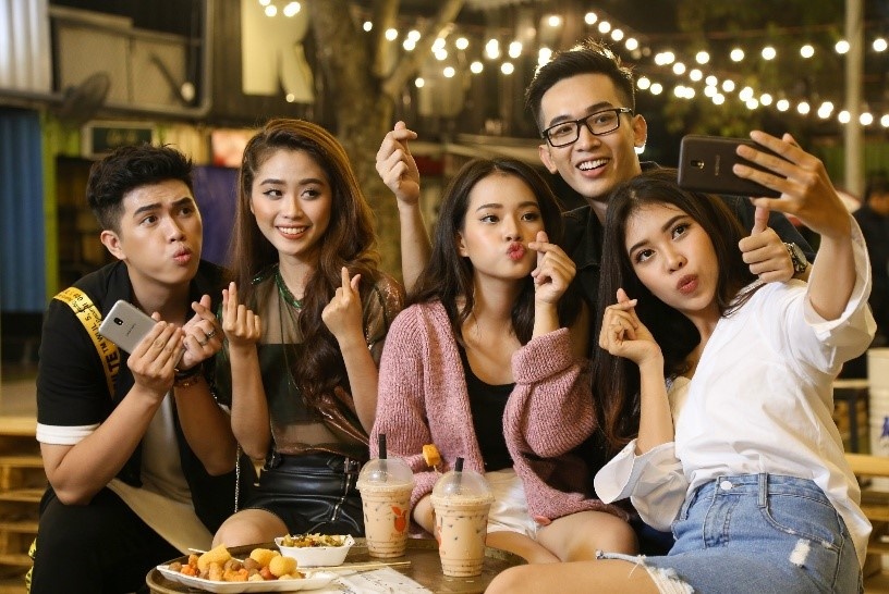 5 nguon sang duoc yeu thich boi tin do 'dien sau' hinh anh