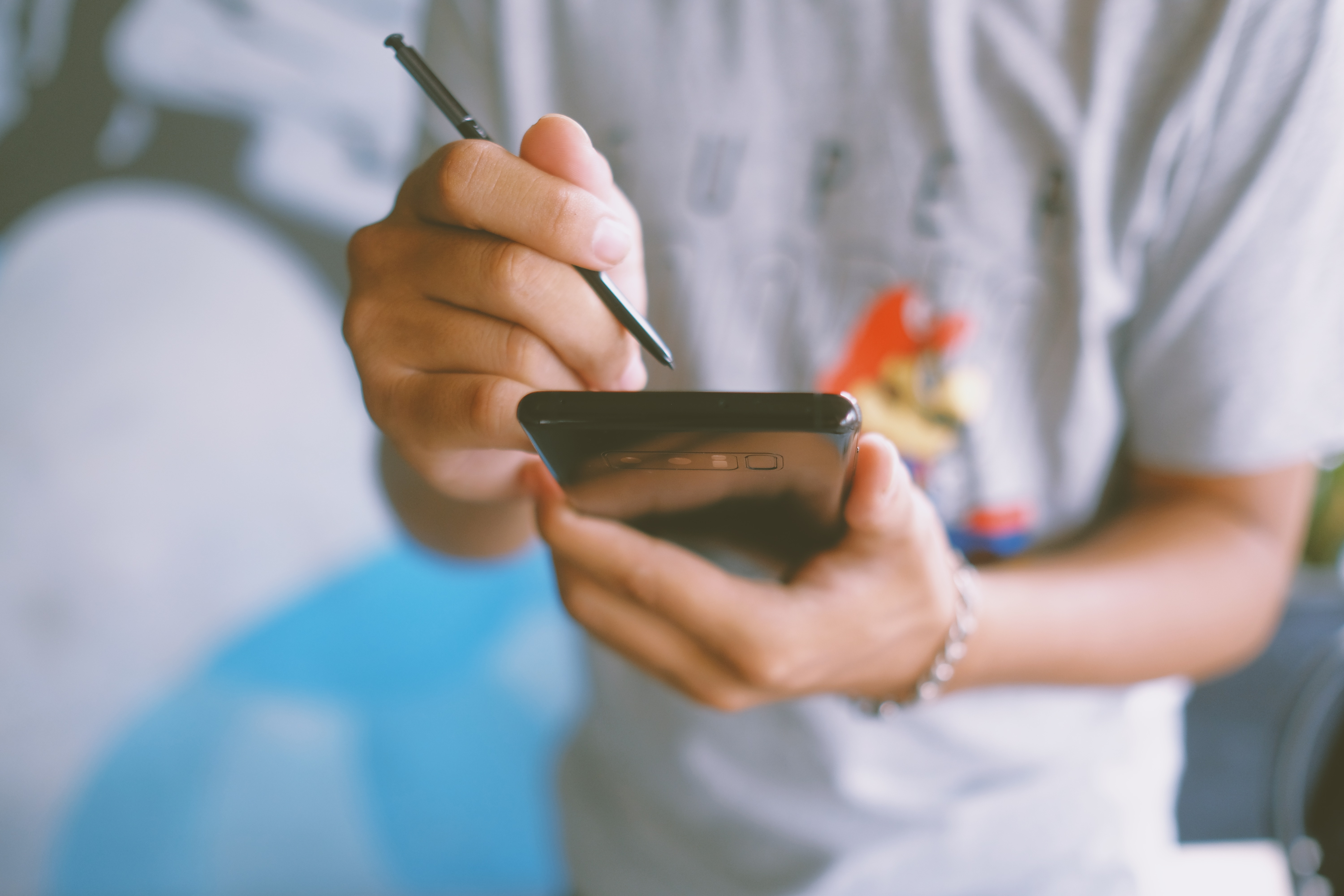 Dung thu cac tinh nang moi cua S Pen tren Galaxy Note 8 hinh anh