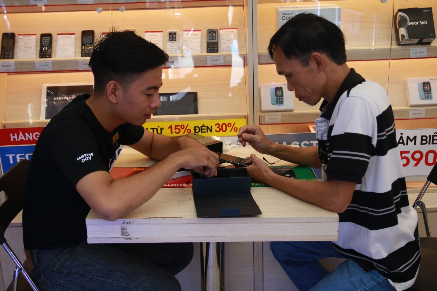 FPT Shop ảnh 2 FPT Shop anh 2