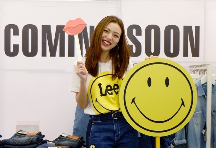 Tu Hao, Pong Chuan hao hung sam do trong khong gian Denim Cafe hinh anh