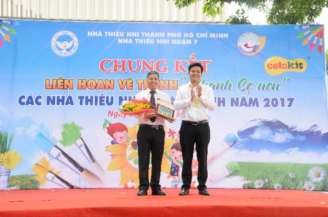 thieu nhi TP.HCM tranh tai ve tranh anh 7