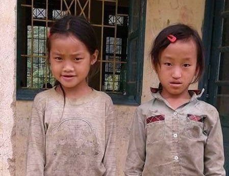 Trai nghiem hanh trinh du lich ket hop tu thien 'Ao am cho em' hinh anh