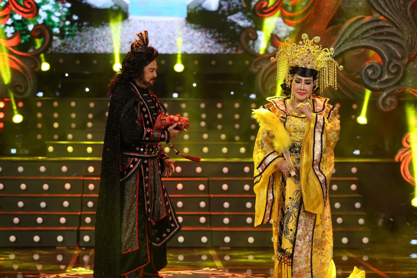 Buoc chan hai the he anh 5