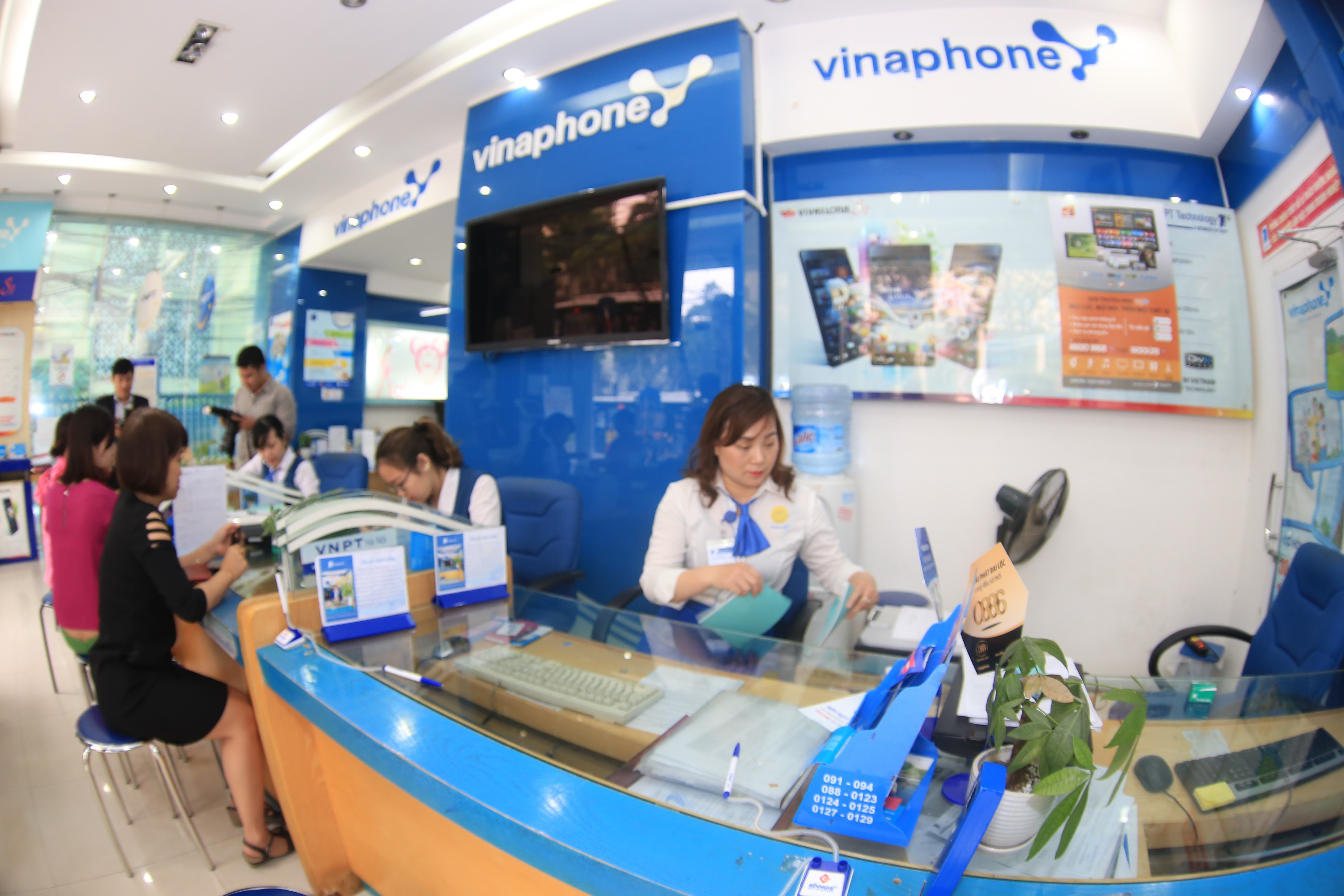 VinaPhone ảnh 2 VinaPhone anh 2