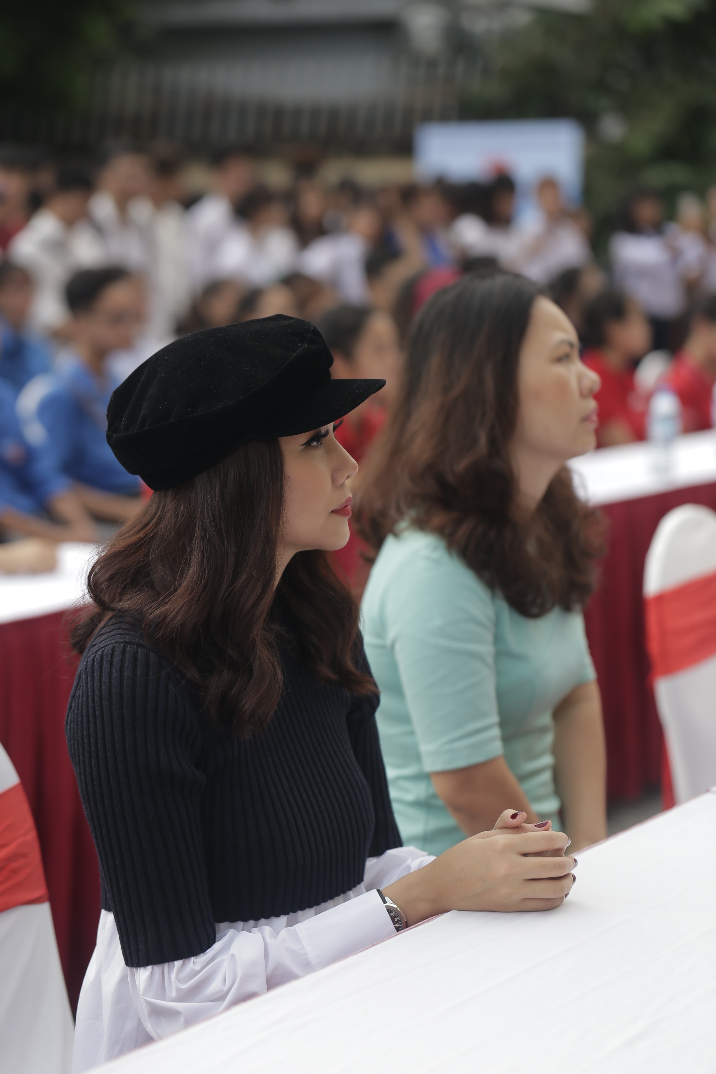 Thanh Hang keu goi gioi tre doi mu bao hiem anh 2