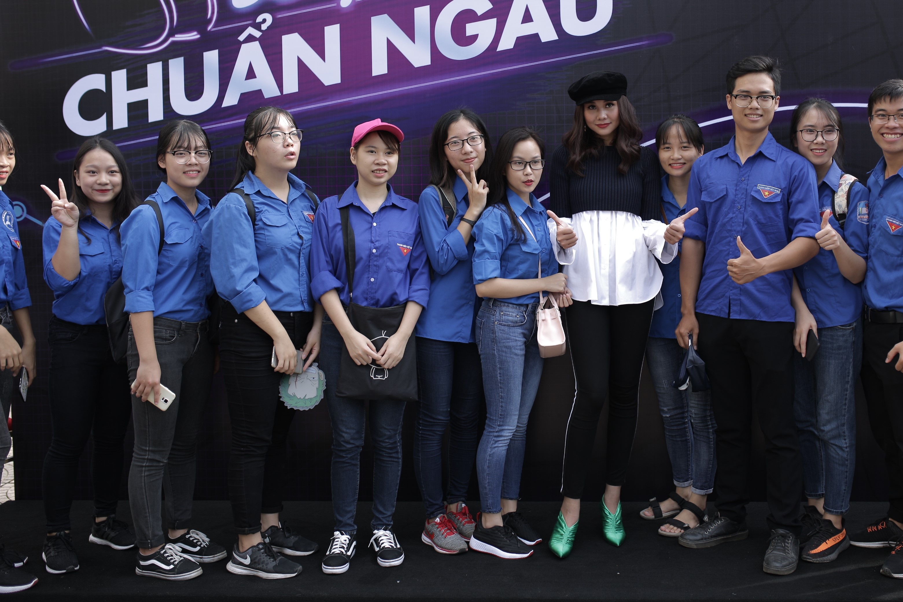 Thanh Hang keu goi gioi tre doi mu bao hiem anh 1