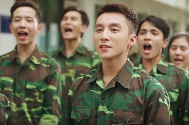 Song lai quang doi sinh vien nam nhat voi Son Tung M-TP hinh anh