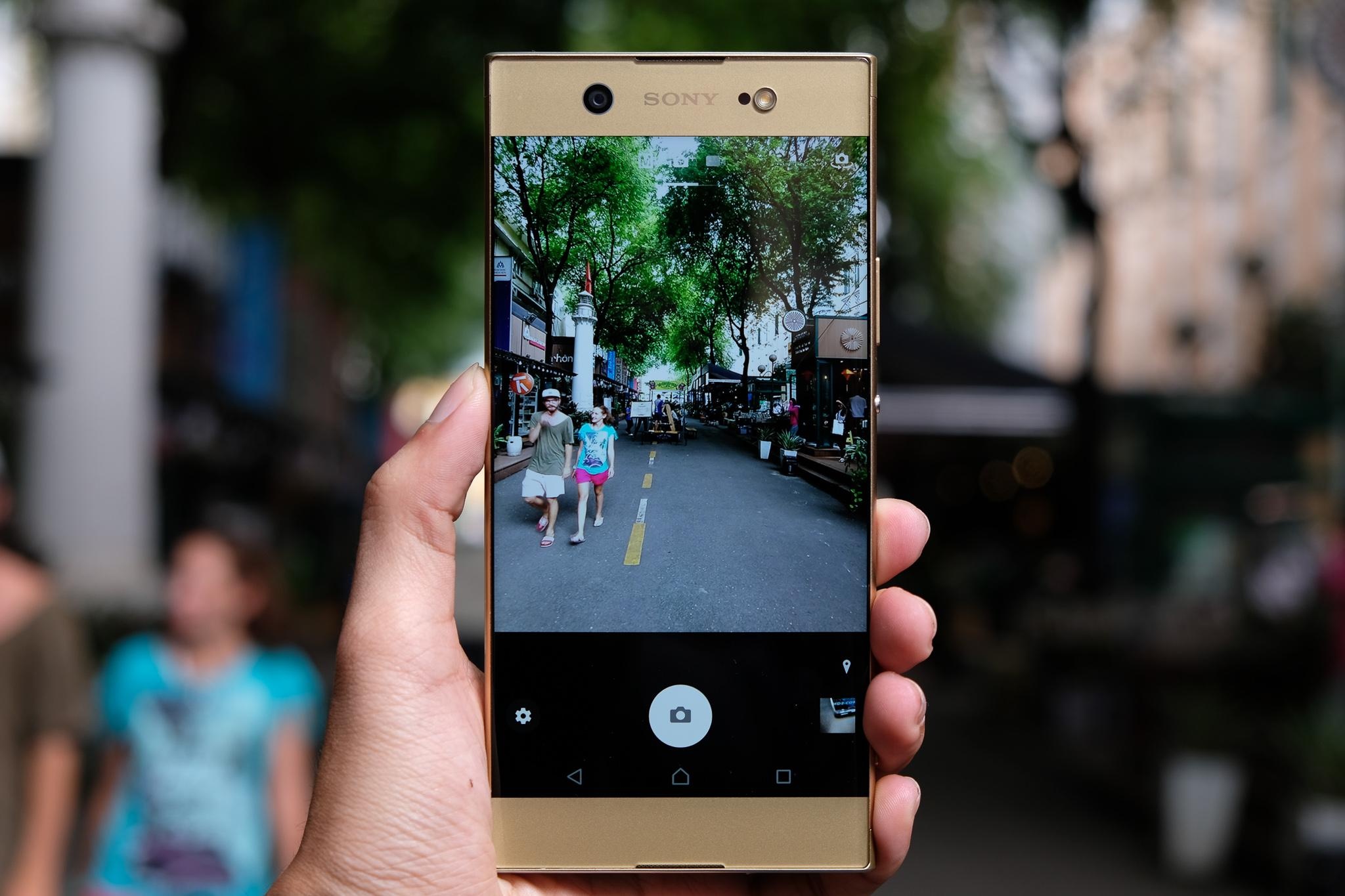 Sony ảnh 2 Sony anh 2