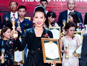 My pham Hang JoJo nhan giai Thuong hieu vang hoi nhap chau A - TBD hinh anh