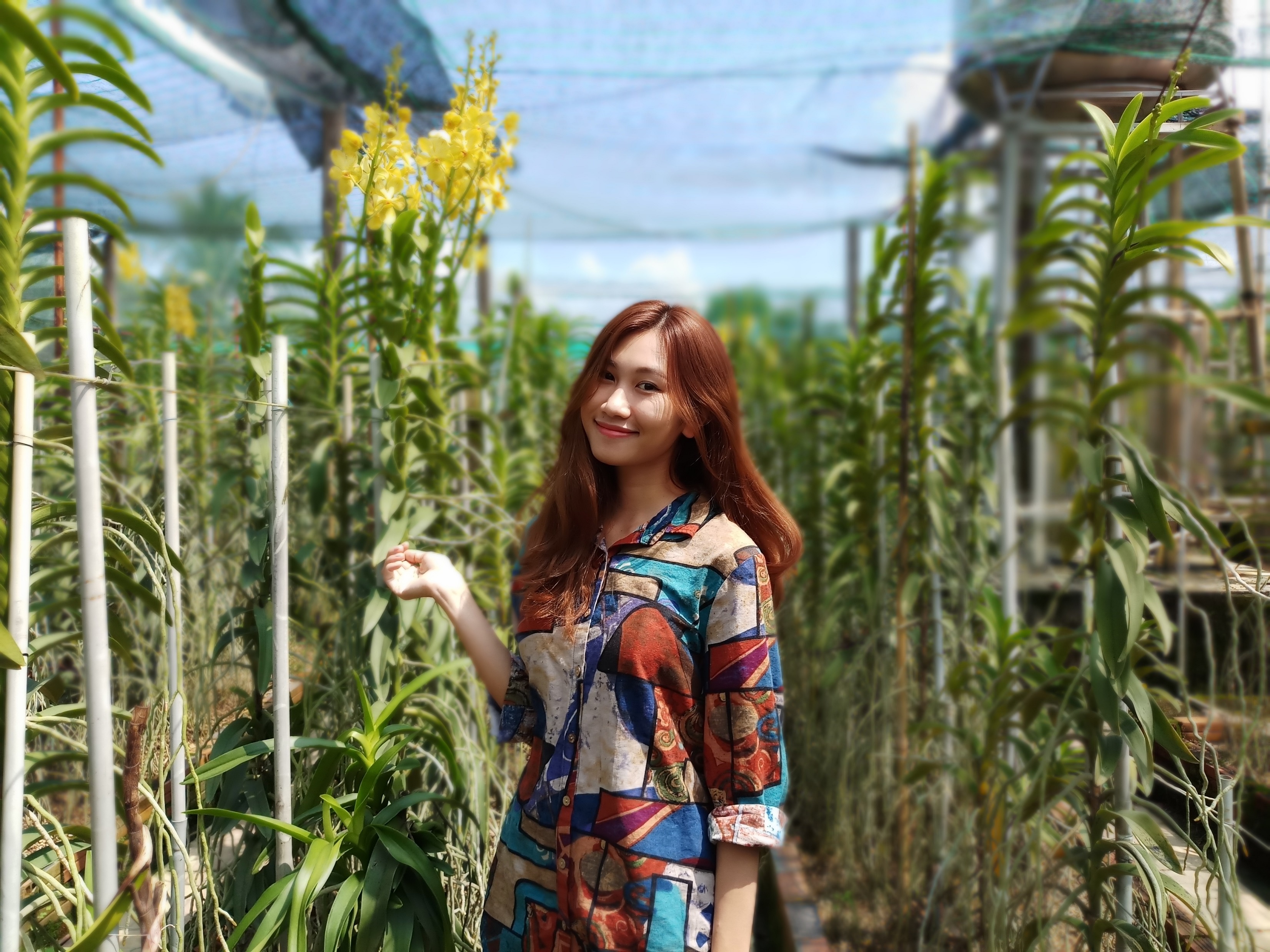 Samsung Galaxy J7+ anh 4