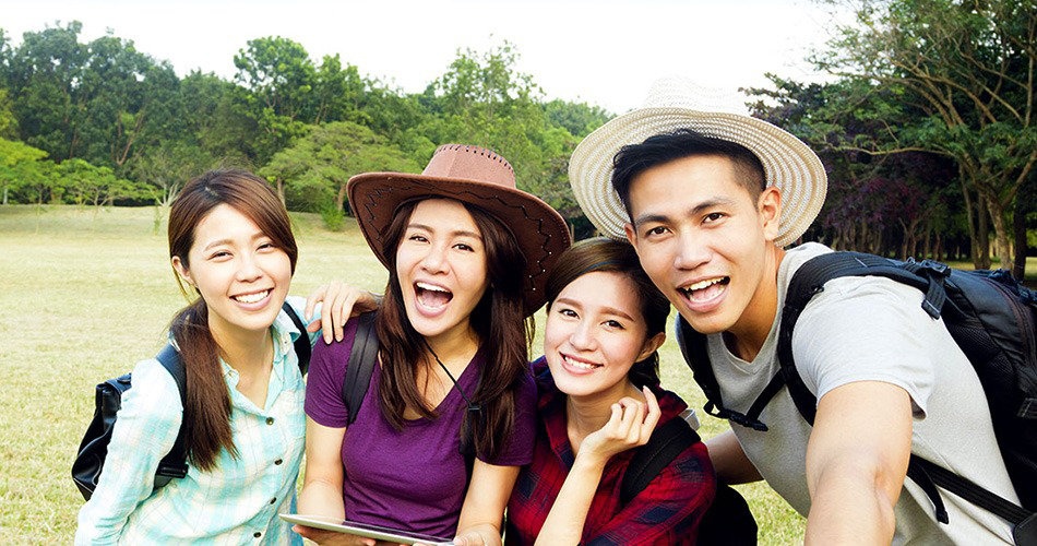 Samsung Galaxy J7+ anh 7