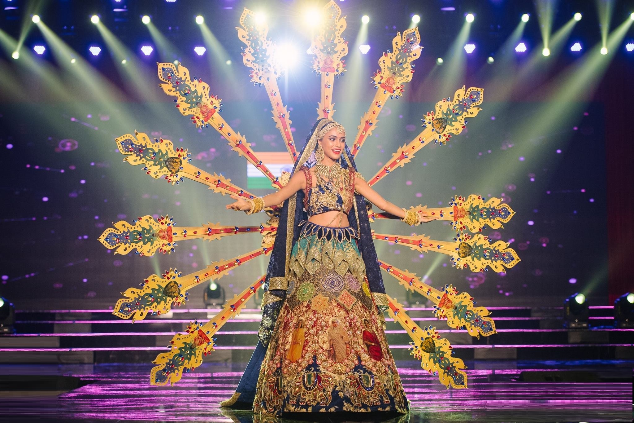 Miss Grand International anh 4