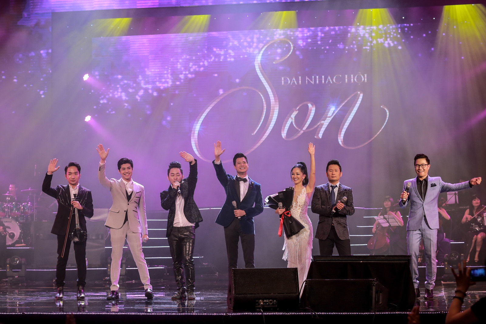 Hong Nhung,  Bang Kieu ke bon mua tinh yeu anh 13