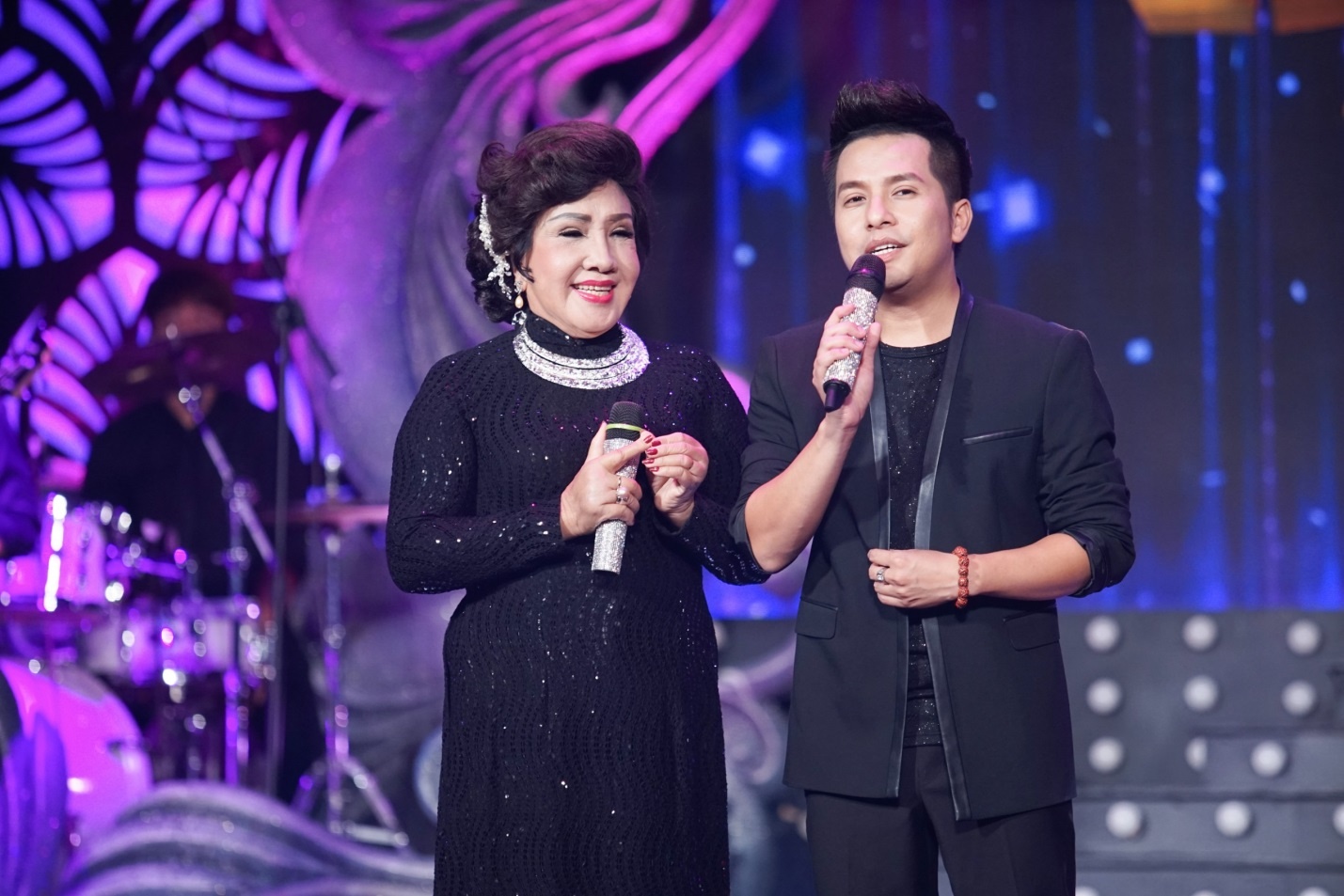 Duong Dinh Tri anh 1