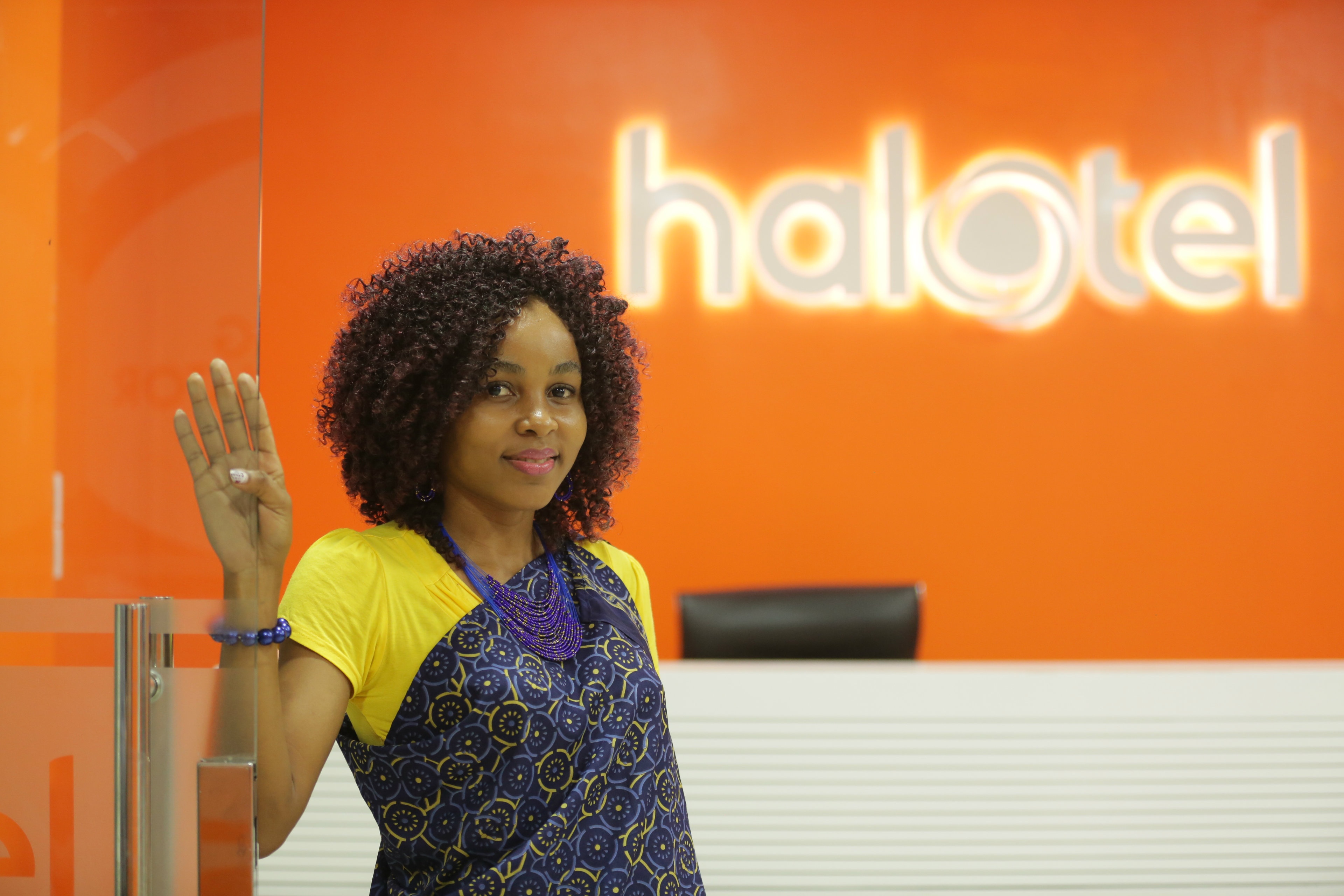 Viettel tai chau Phi dat 1 trieu khach hang trong 3 thang hinh anh