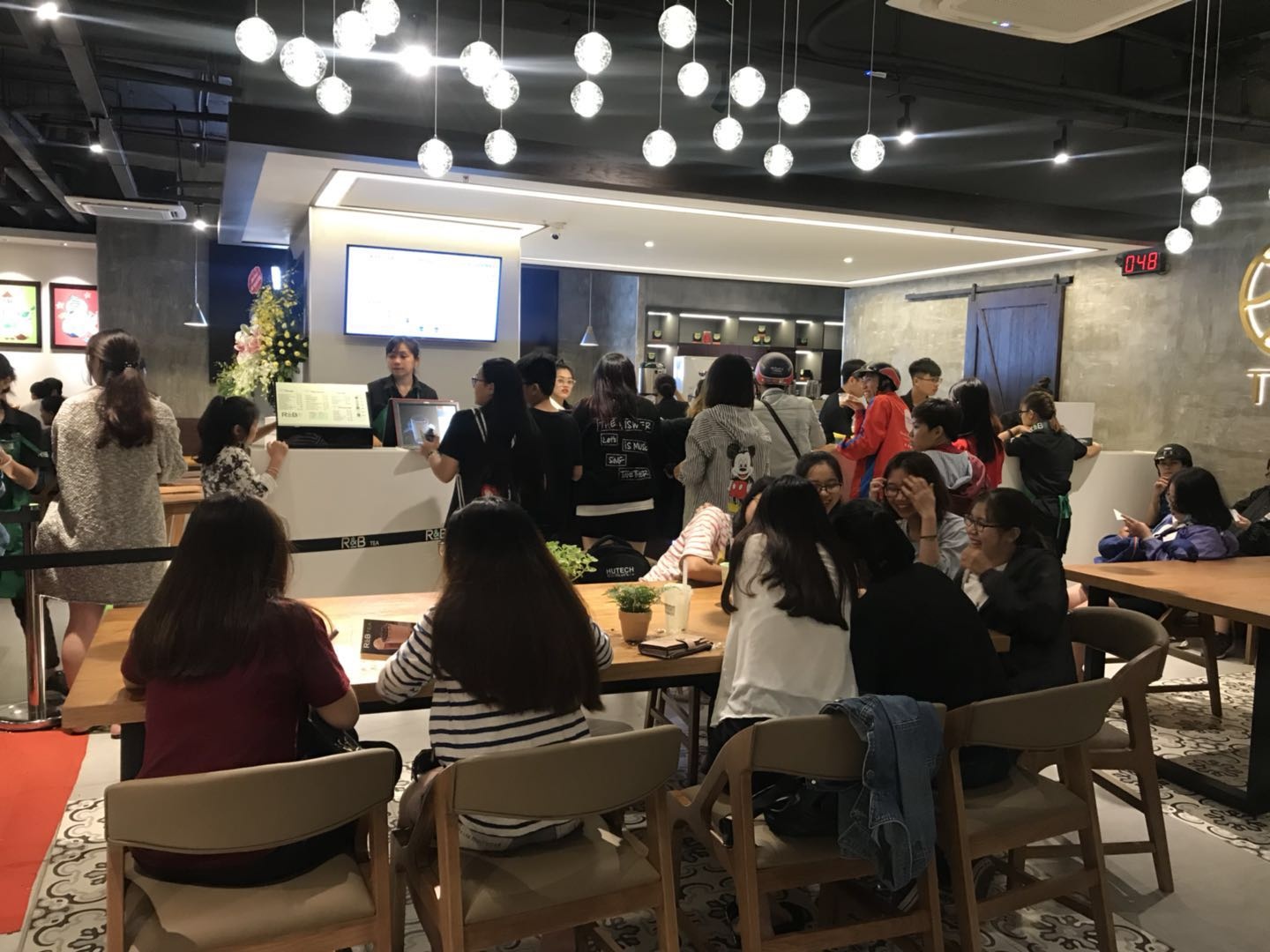 tra sua R&B Tea anh 8