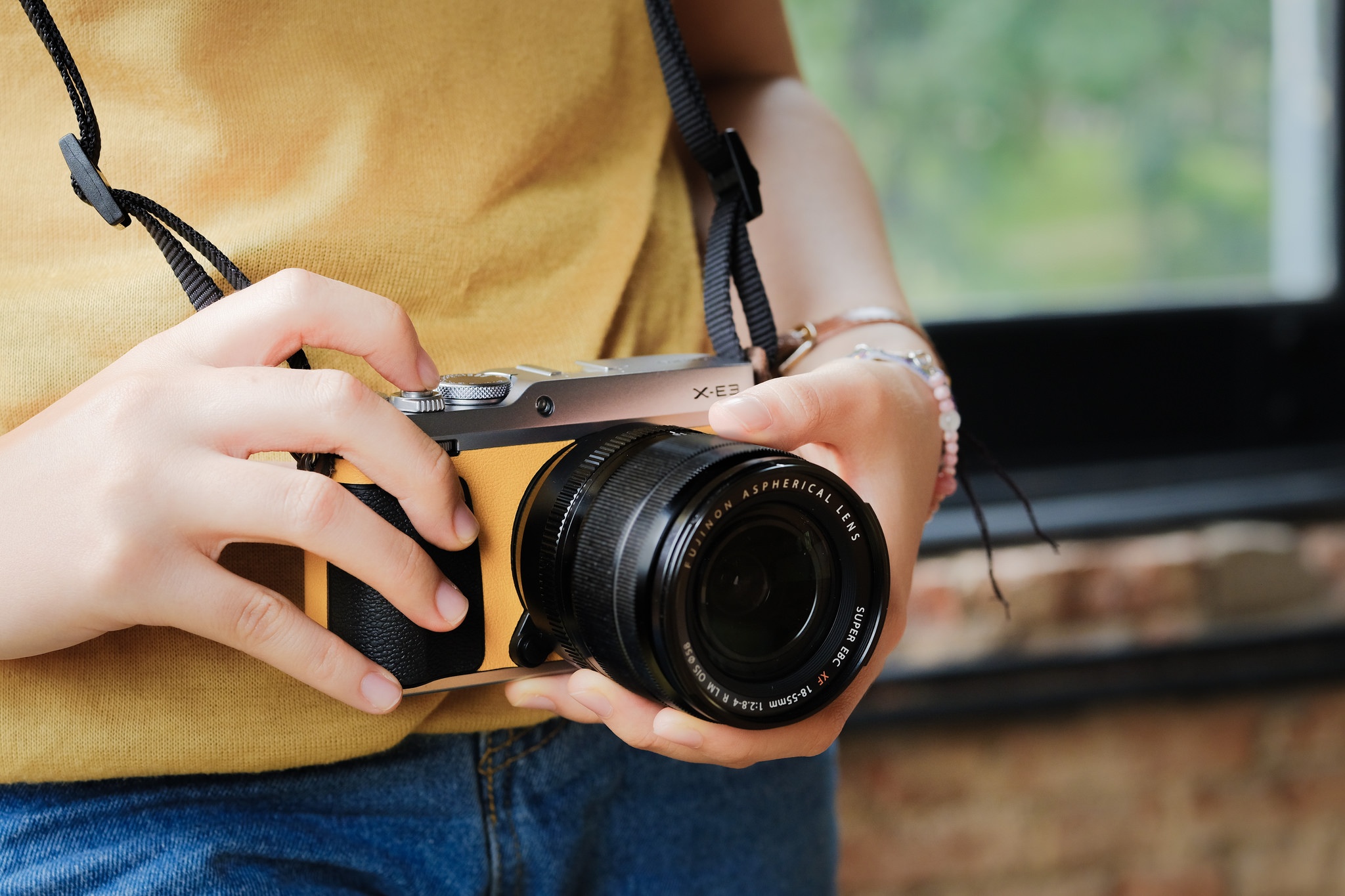 Fujifilm X-E3: Ket hop giua hien dai va hoai co hinh anh