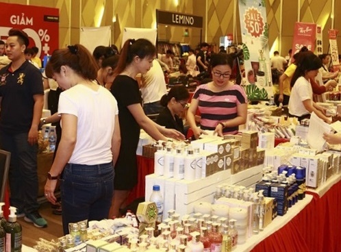 Cung VStyle’s Private Sale don Black Friday som tai Viet Nam hinh anh