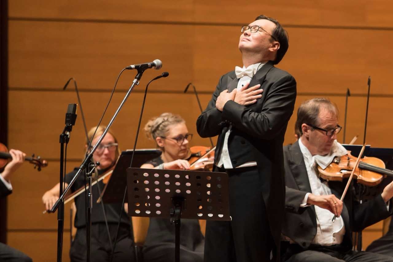 Khong gian am nhac dam chat co dien trong Toyota Concert hinh anh