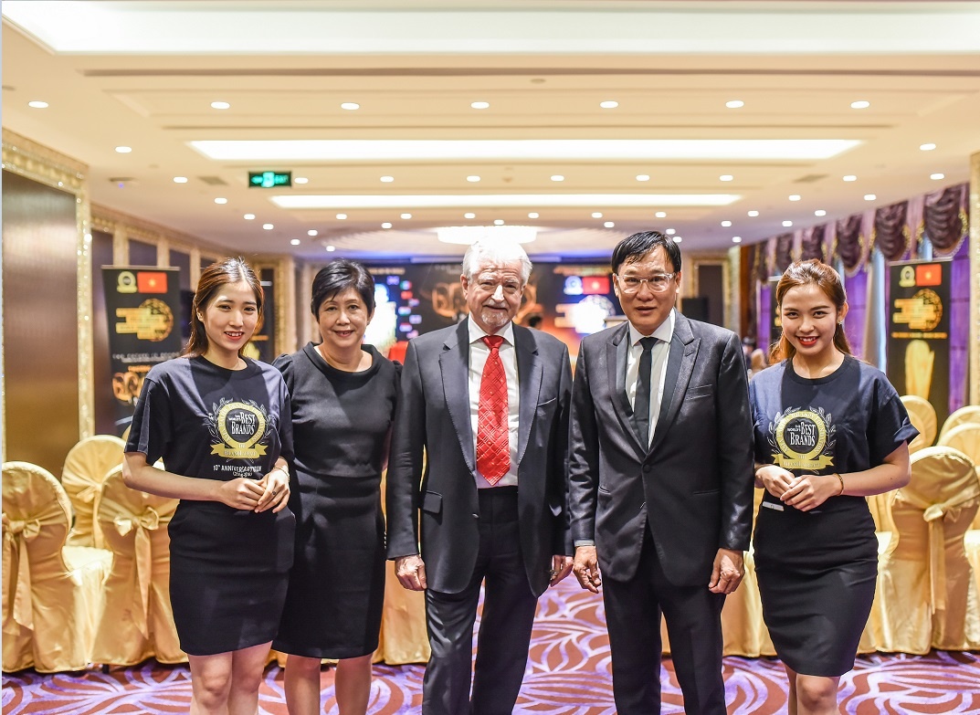 Thương hiệu xuất sắc thế giới 2017 ảnh 4 Thuong hieu xuat sac the gioi 2017 anh 4