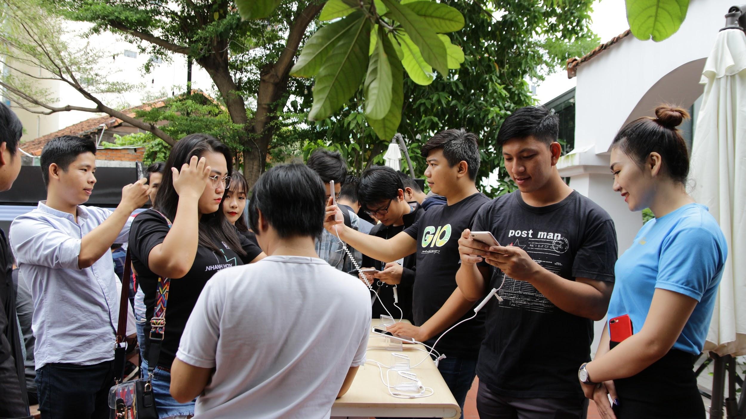 gioi tre trai nghiem choi game tren Oppo F5 anh 1