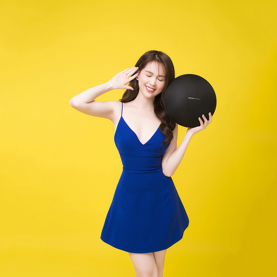 Ngoc Trinh dien dam ngan sexy anh 4