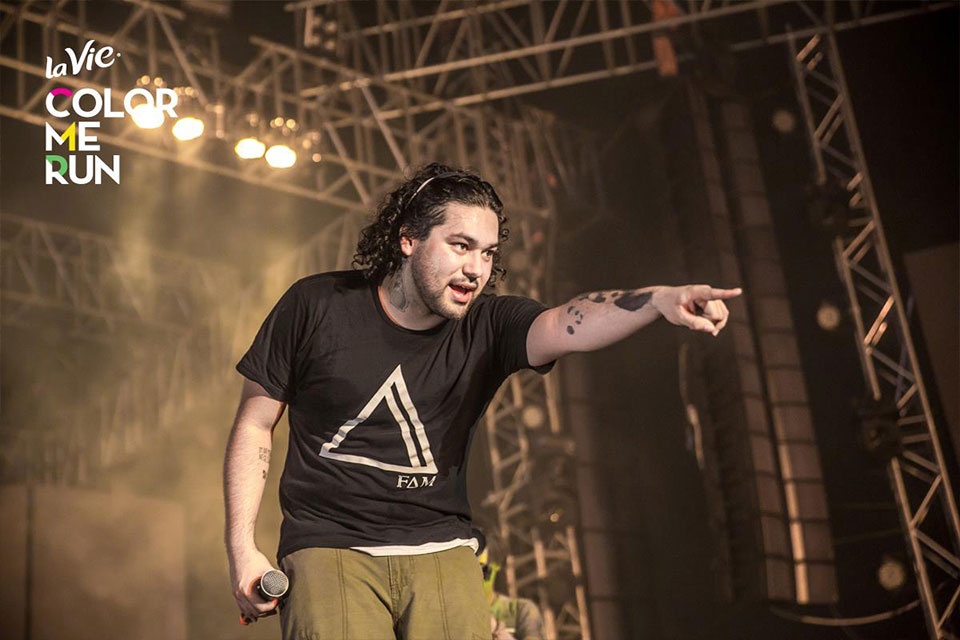 nghe si quoc te tung duoc moi ve VN anh 5