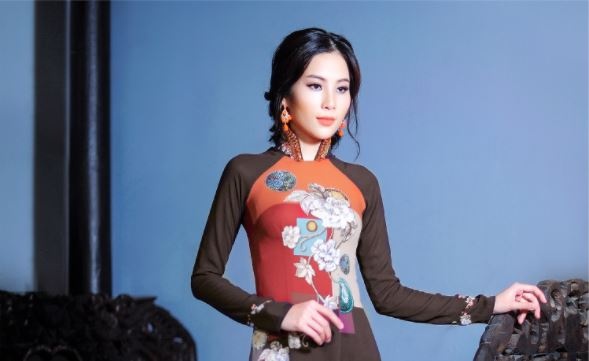 Bo suu tap ao dai mang hoi tho nghe thuat hinh anh