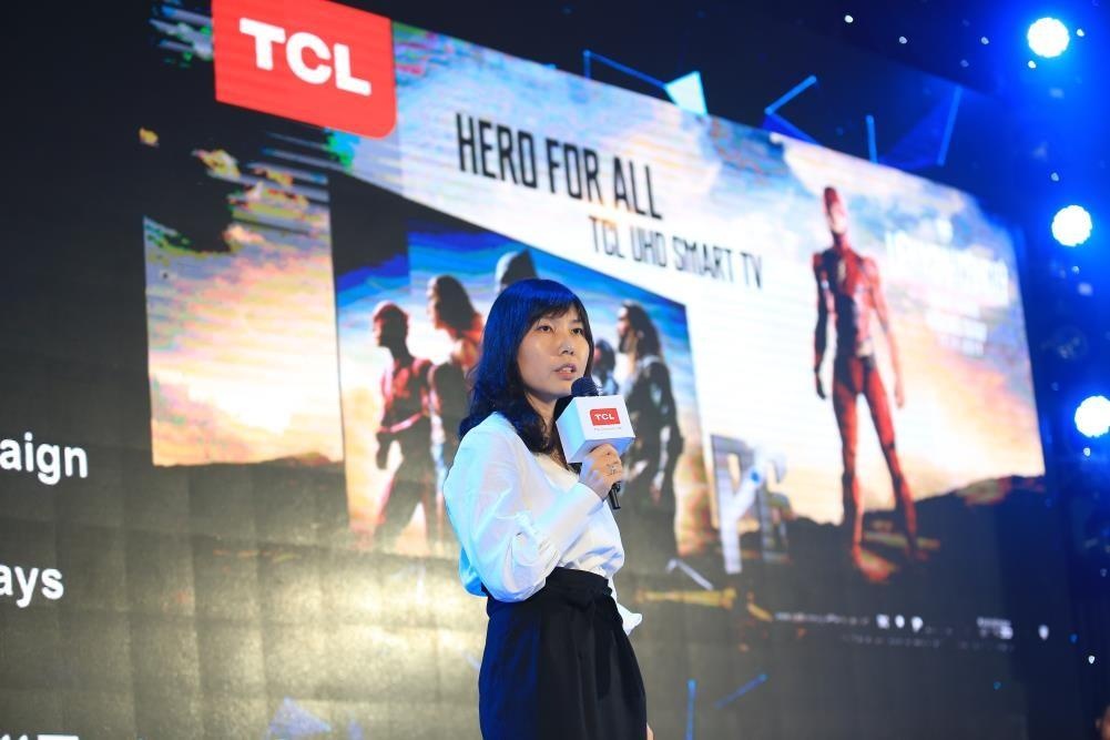 CEO TCL Viet Nam: 'Muon nguoi tre mo canh cong giai tri tai gia' hinh anh
