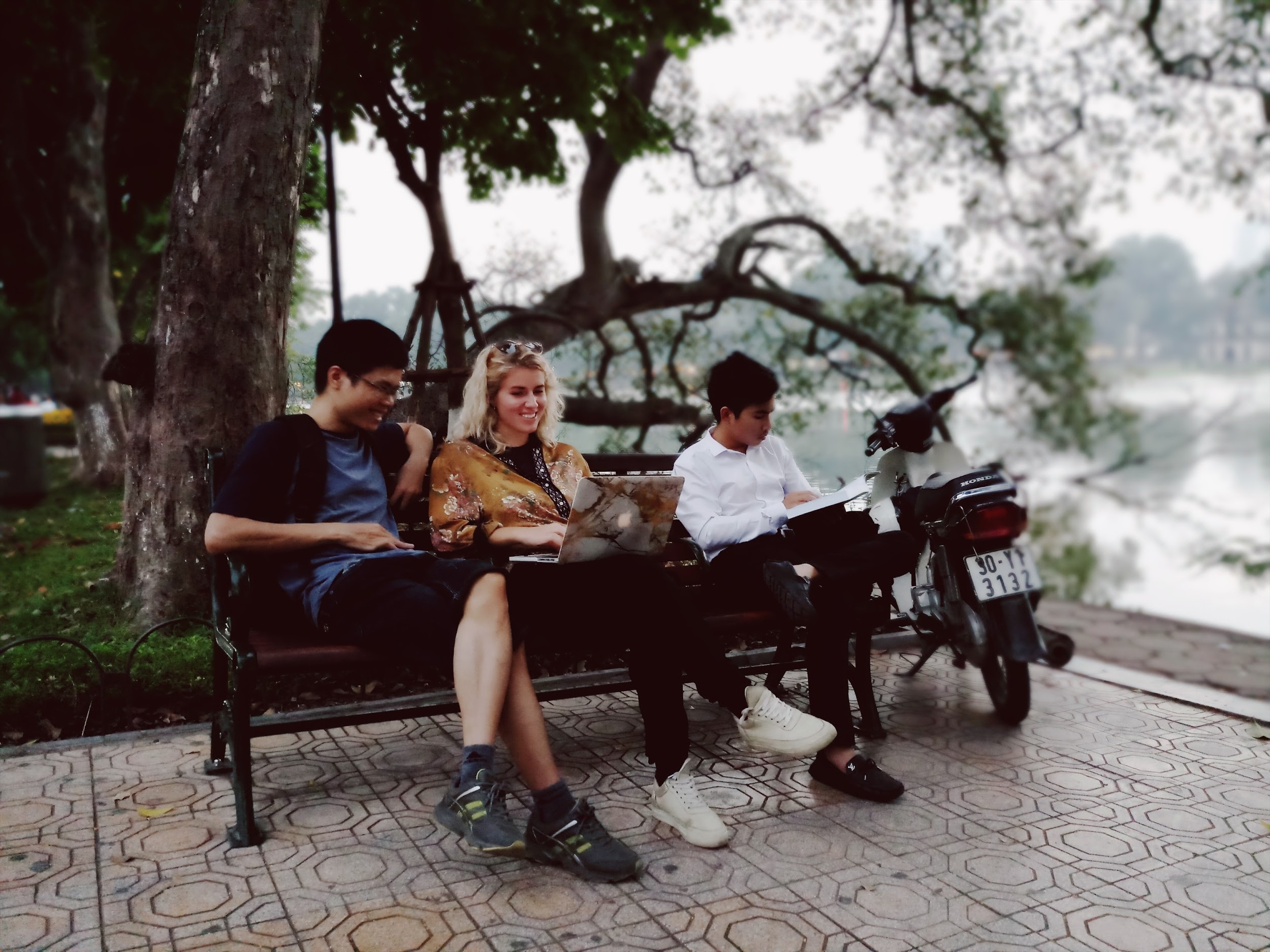 Samsung Galaxy J7+ ảnh 6 Samsung Galaxy J7+ anh 6