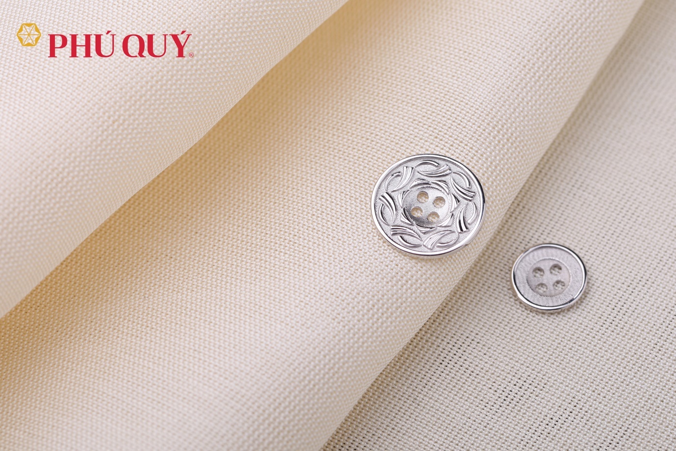 vang bac da quy Phu Quy anh 4