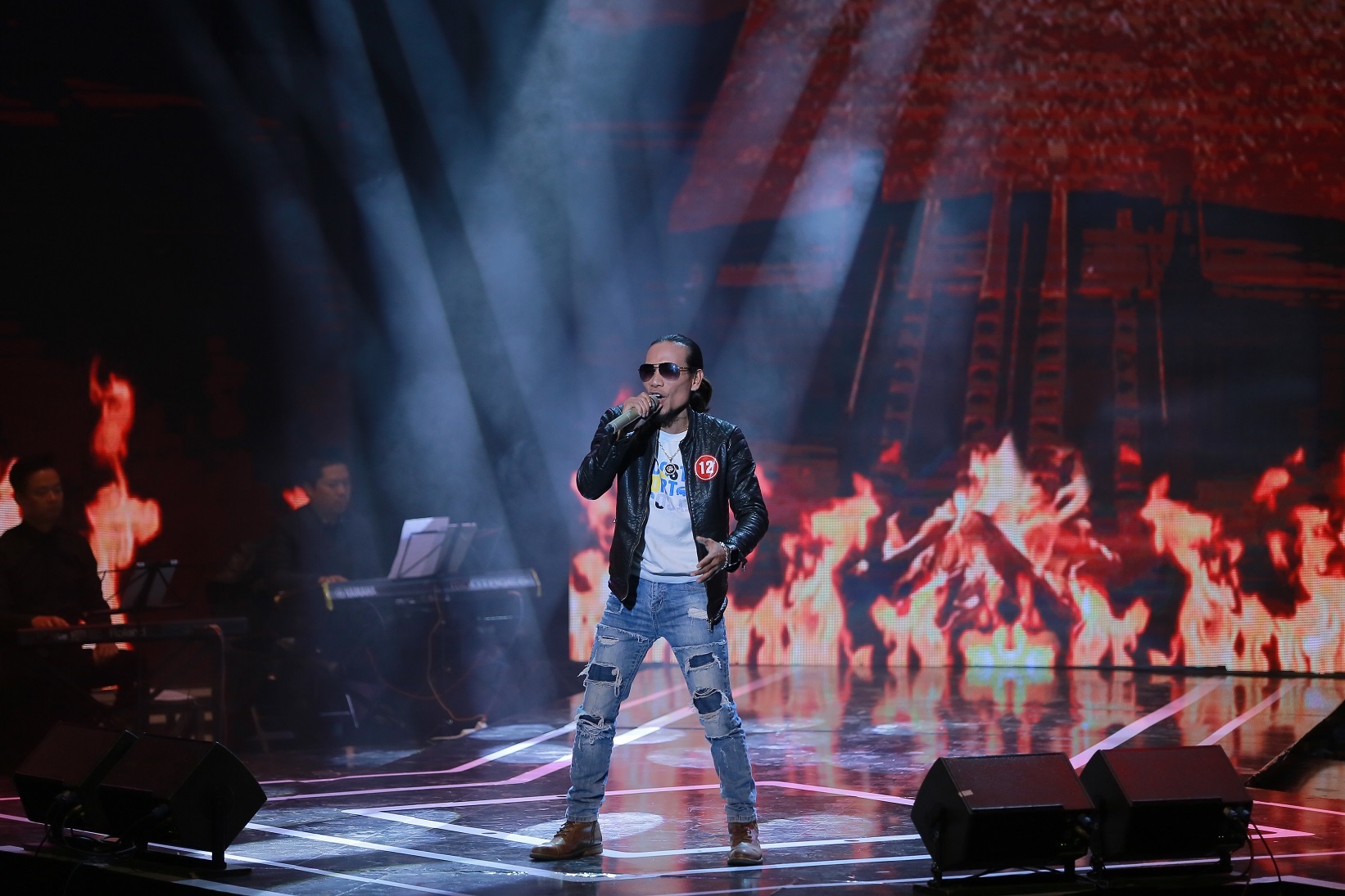 Giong ca vang doanh nhan anh 1