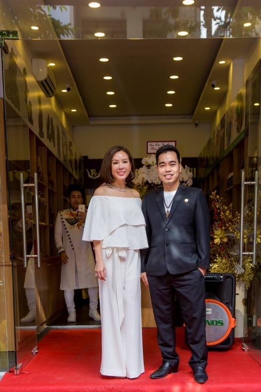 cửa hàng trầm hương Mr Vui ảnh 3 cua hang tram huong Mr Vui anh 3