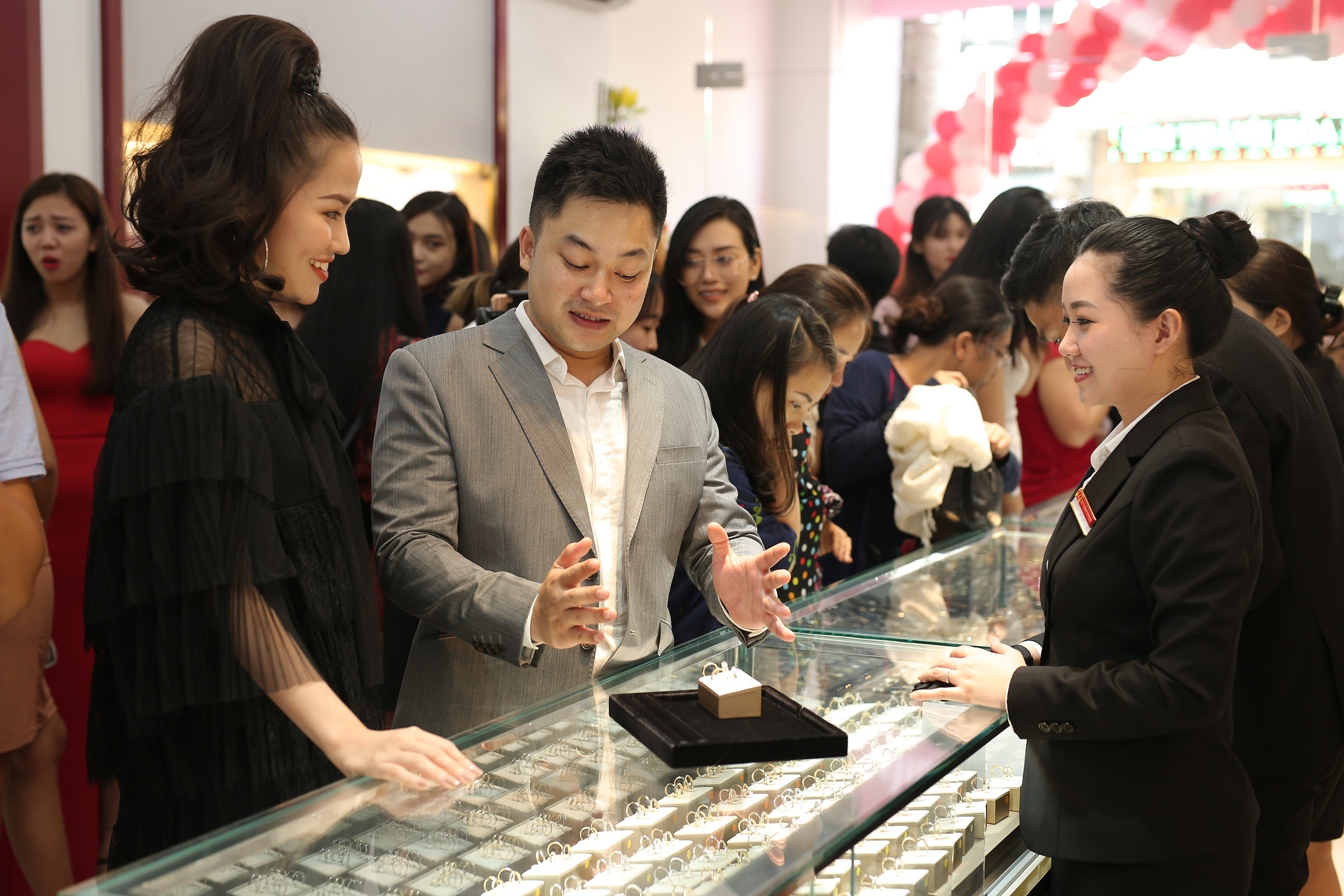 Huy Thanh Jewelry anh 5