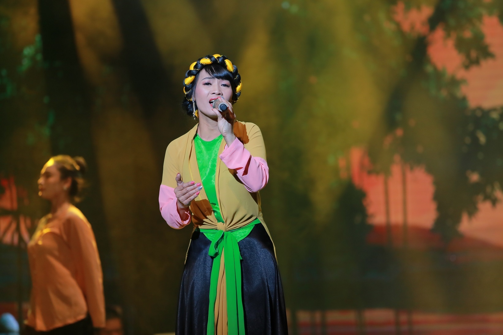 Giong ca vang doanh nhan anh 4