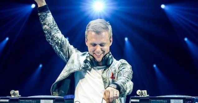 Armin Van Buuren by VinaPhone ảnh 2 Armin Van Buuren by VinaPhone anh 2