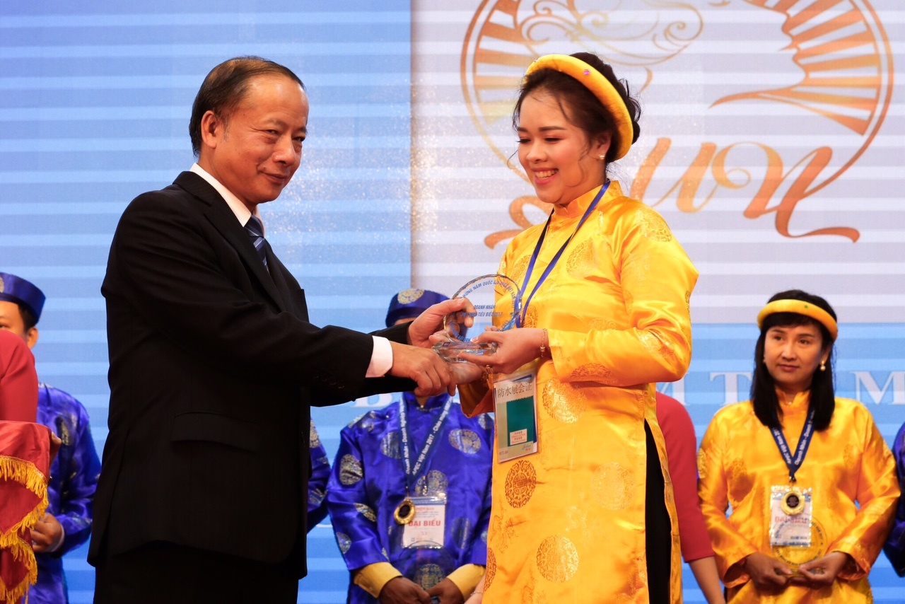 My pham Sun Natural tham gia dien dan doanh nghiep trong tuan le APEC hinh anh