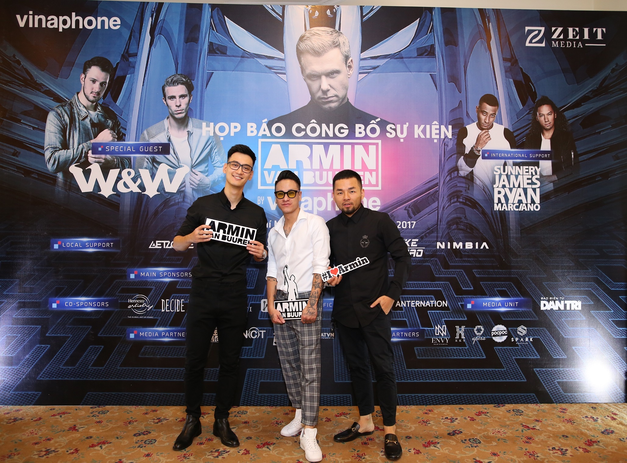 VinaPhone ảnh 2 VinaPhone anh 2