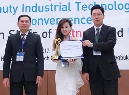 My pham Thanh Trang ky ket chuyen giao cong nghe tai Han Quoc hinh anh