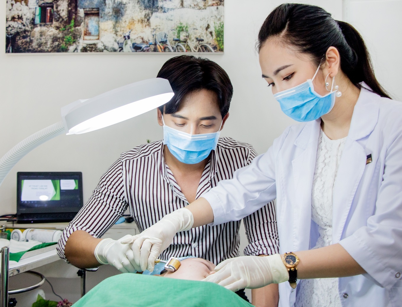 Sau dong MV, Mai Tai Phen di hoc nghe tham my hinh anh