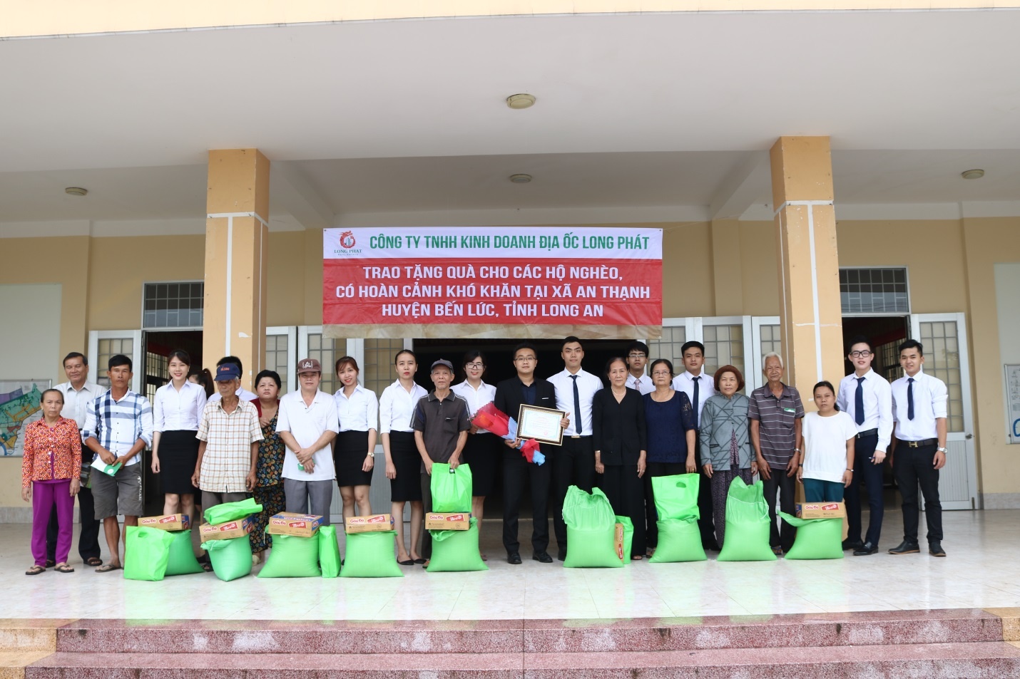 Địa ốc Long Phát ảnh 2 Dia oc Long Phat anh 2