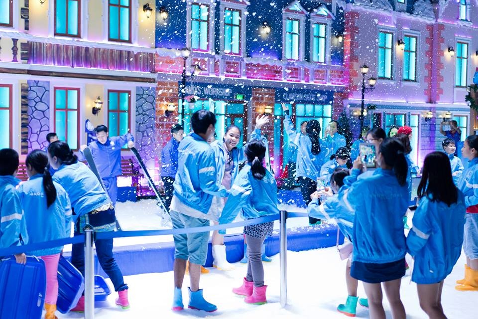 lang tuyet Snow Town anh 1