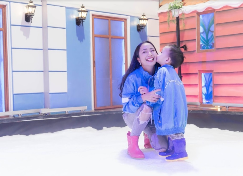 lang tuyet Snow Town anh 2