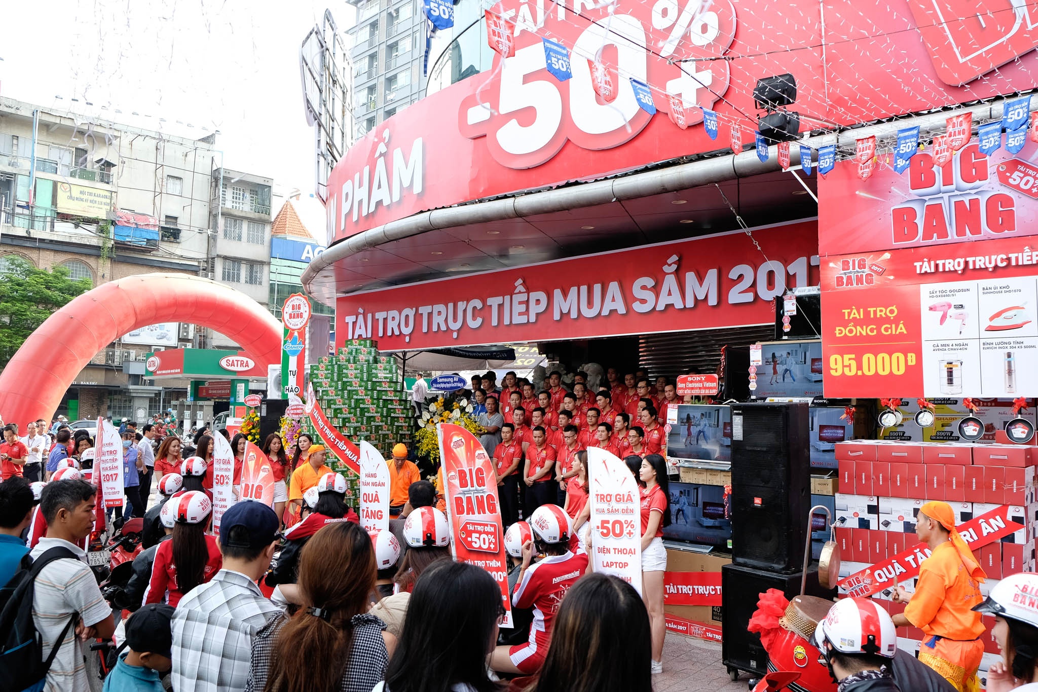 Big bang 2017: Nhan doi uu dai khi thanh toan bang the tin dung hinh anh