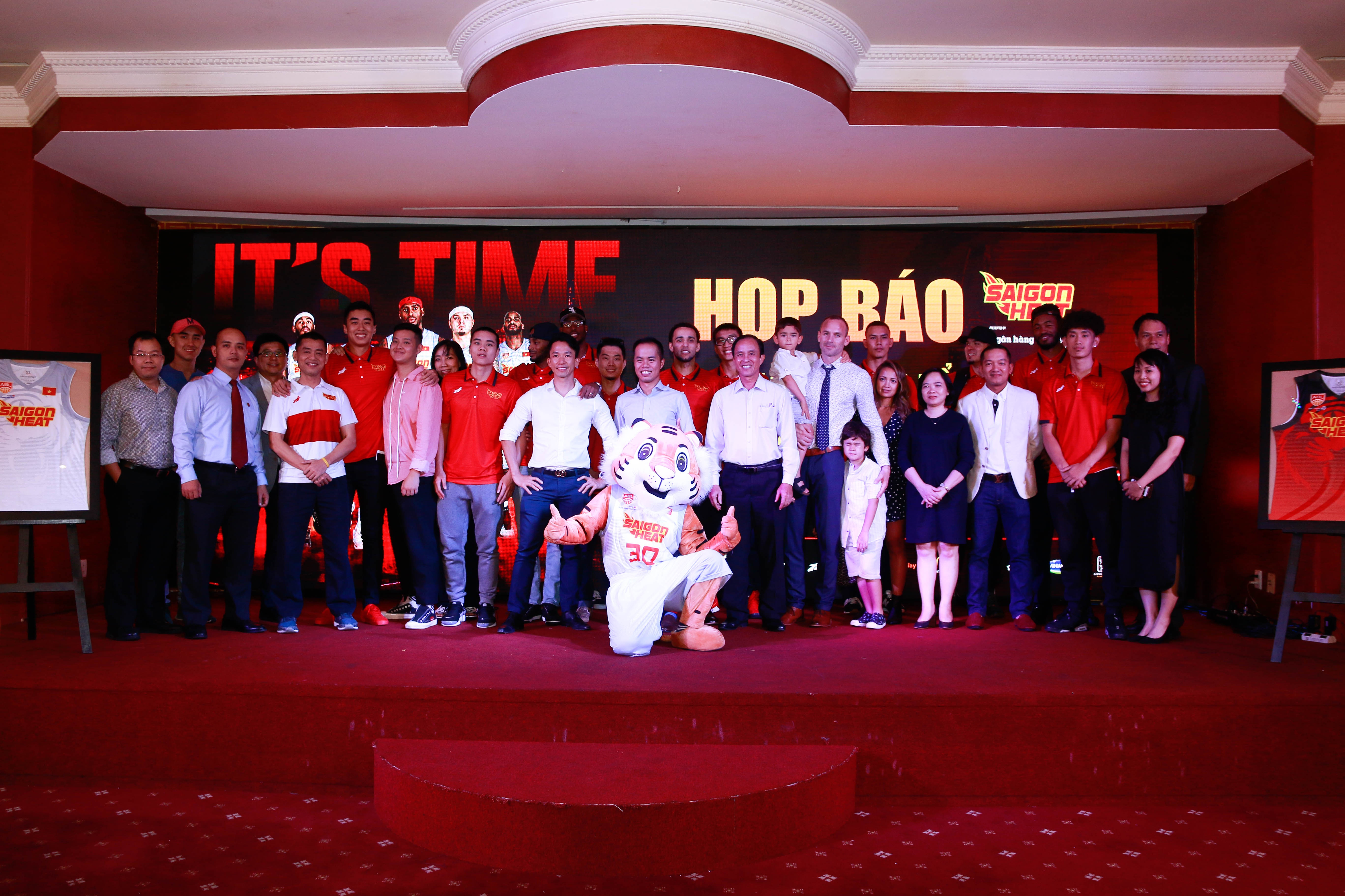 Viet Capital Bank anh 2