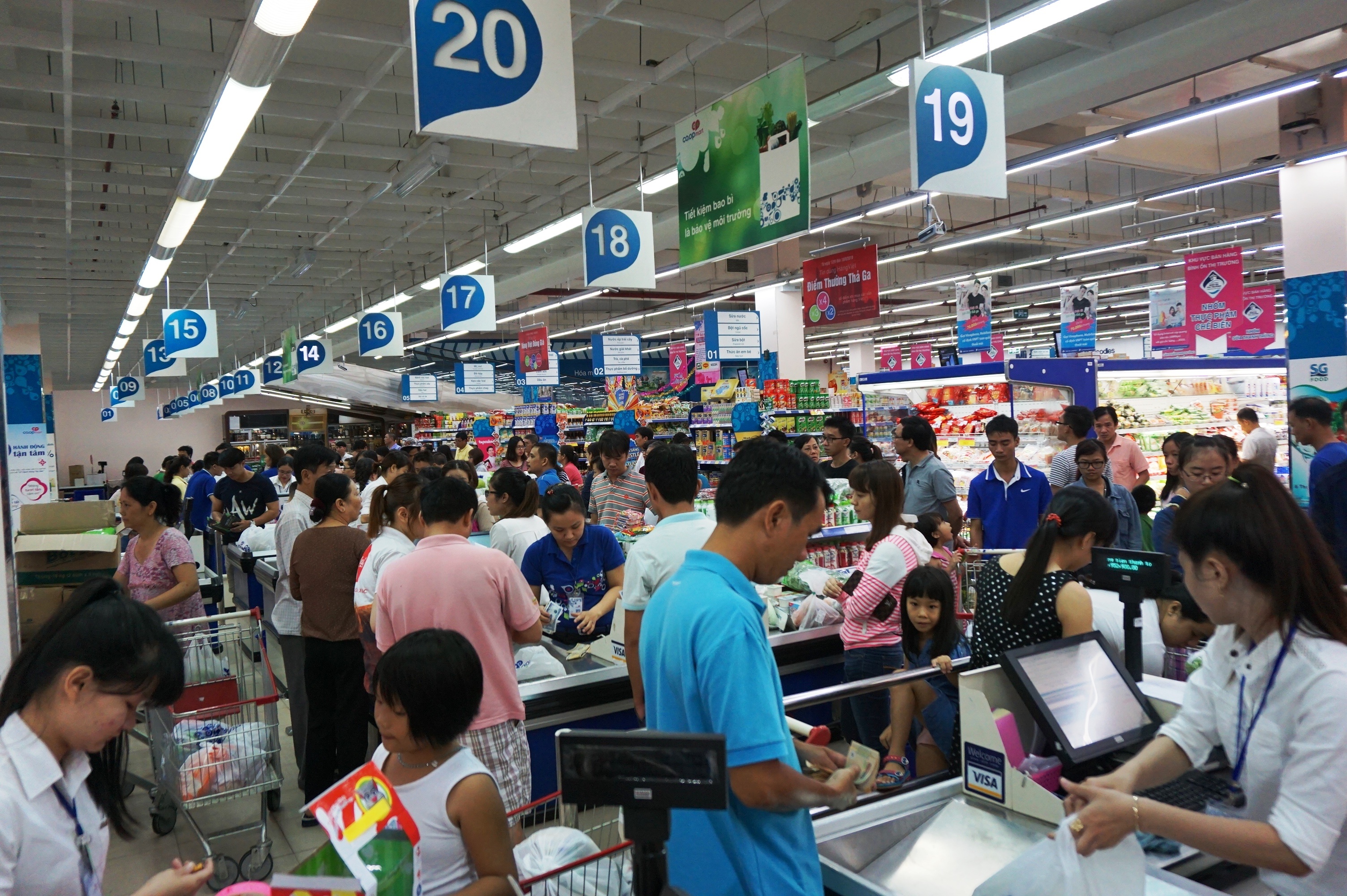 Co.opmart Kon Tum anh 1