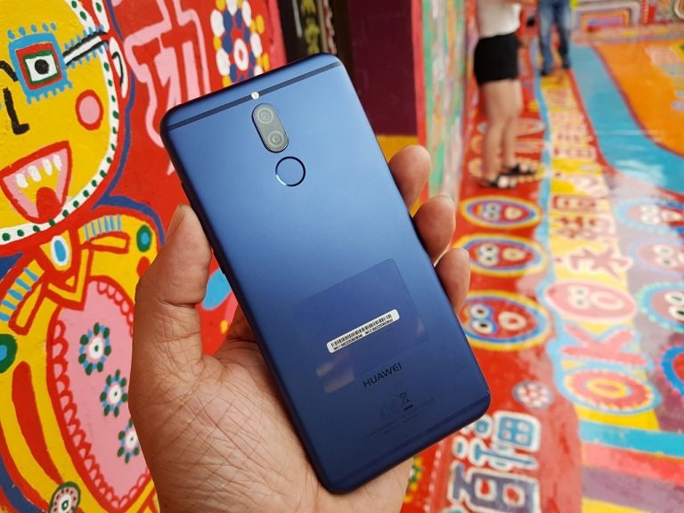 Mo ban Huawei nova 2i mau xanh, gia khong doi hinh anh